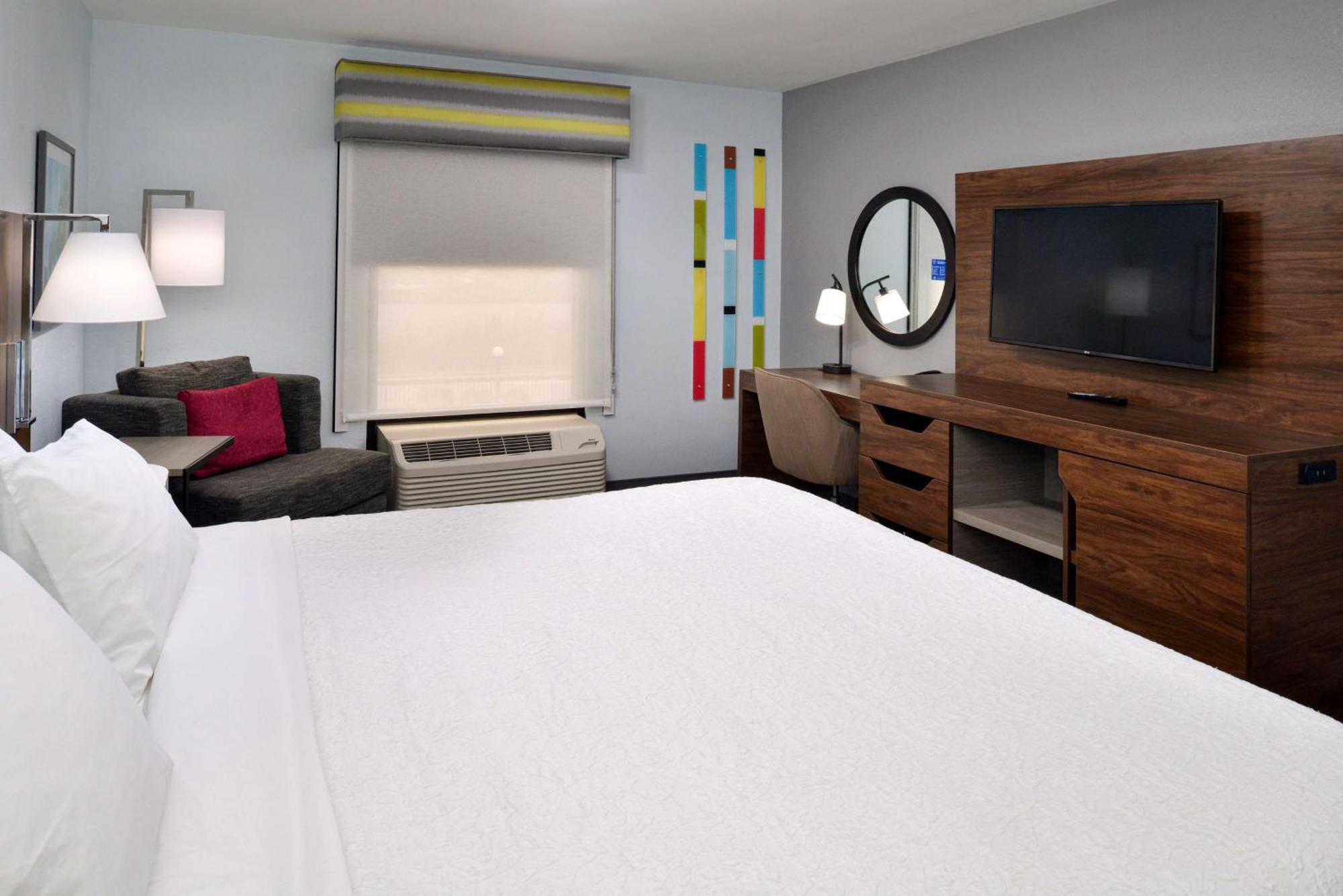 Hampton Inn By Hilton Panama City Beach Upper Grand Lagoon Экстерьер фото