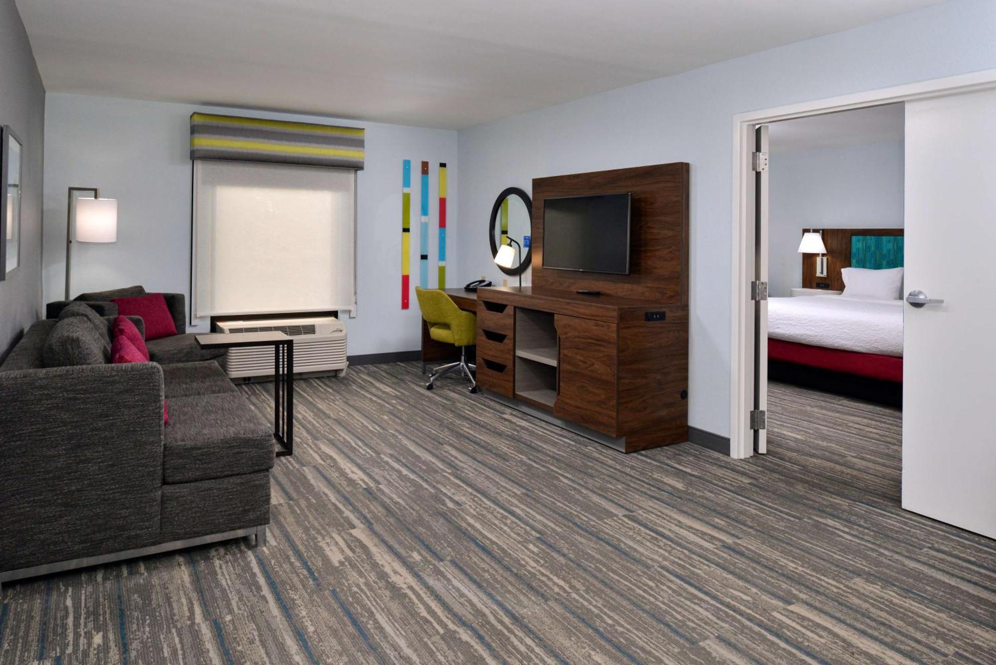 Hampton Inn By Hilton Panama City Beach Upper Grand Lagoon Экстерьер фото