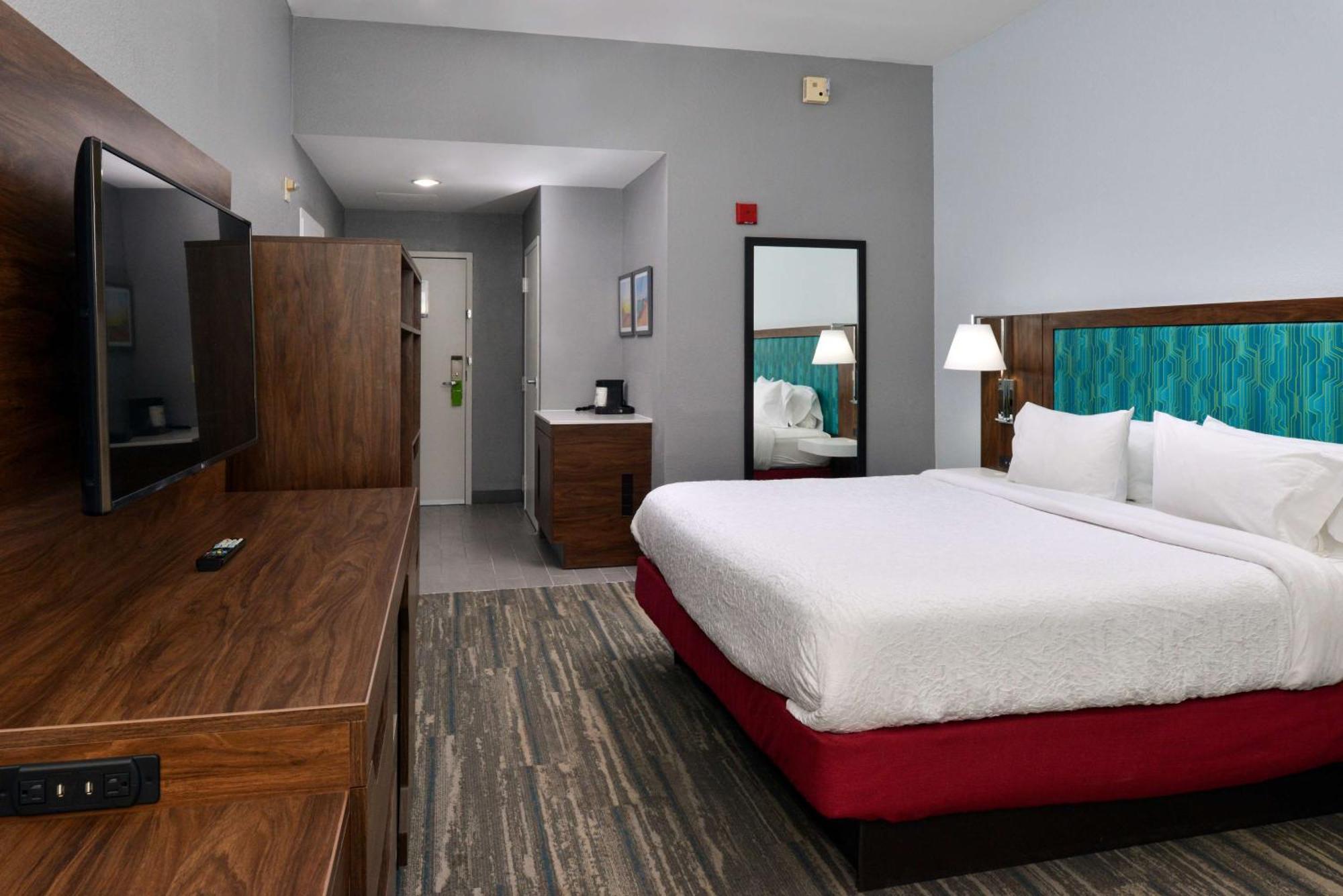 Hampton Inn By Hilton Panama City Beach Upper Grand Lagoon Экстерьер фото