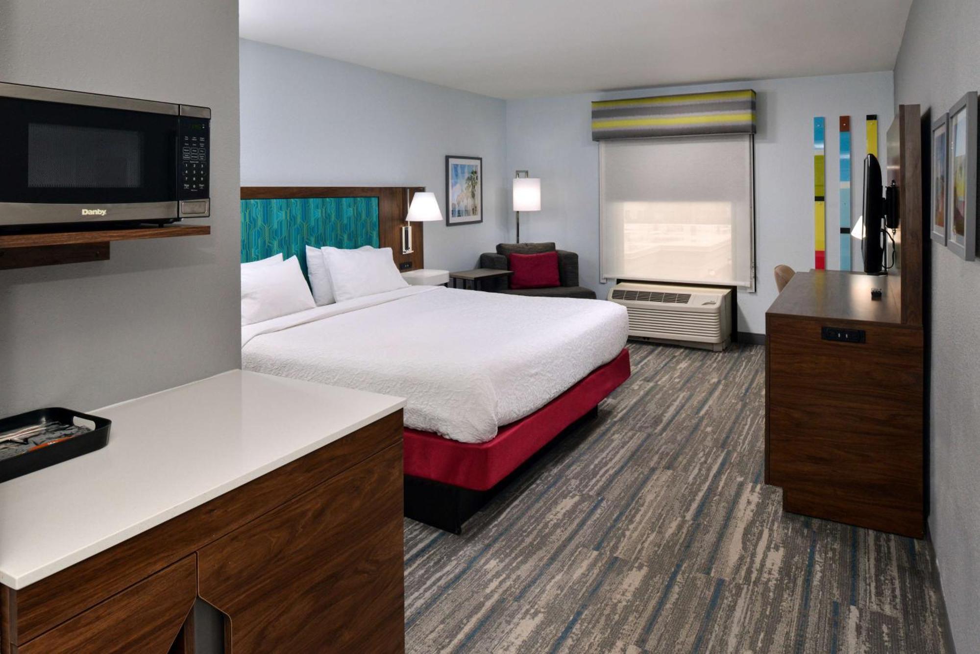 Hampton Inn By Hilton Panama City Beach Upper Grand Lagoon Экстерьер фото