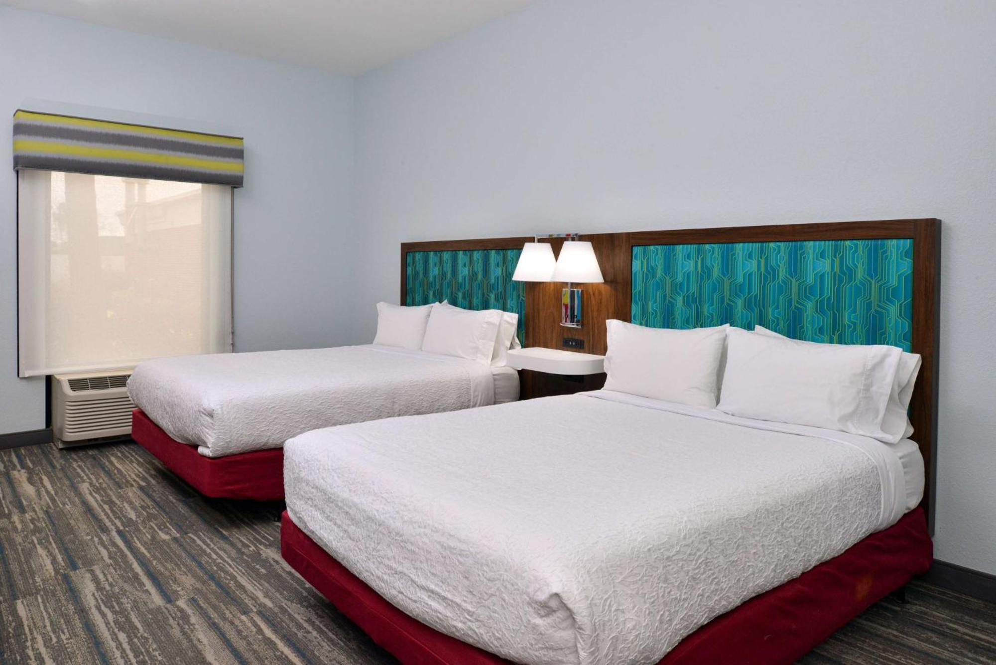 Hampton Inn By Hilton Panama City Beach Upper Grand Lagoon Экстерьер фото