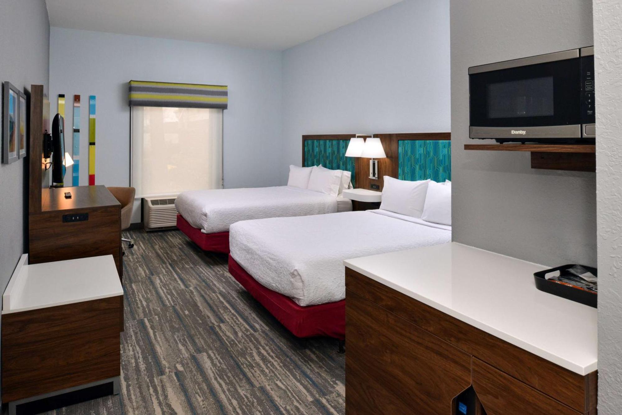 Hampton Inn By Hilton Panama City Beach Upper Grand Lagoon Экстерьер фото