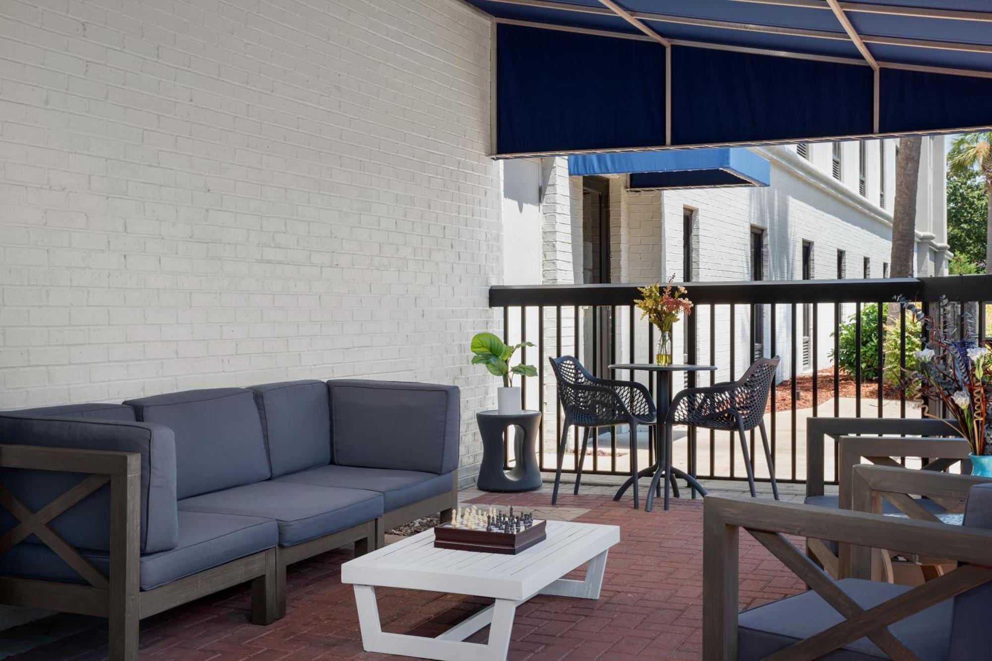 Hampton Inn By Hilton Panama City Beach Upper Grand Lagoon Экстерьер фото