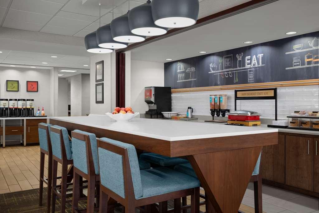 Hampton Inn By Hilton Panama City Beach Upper Grand Lagoon Ресторан фото